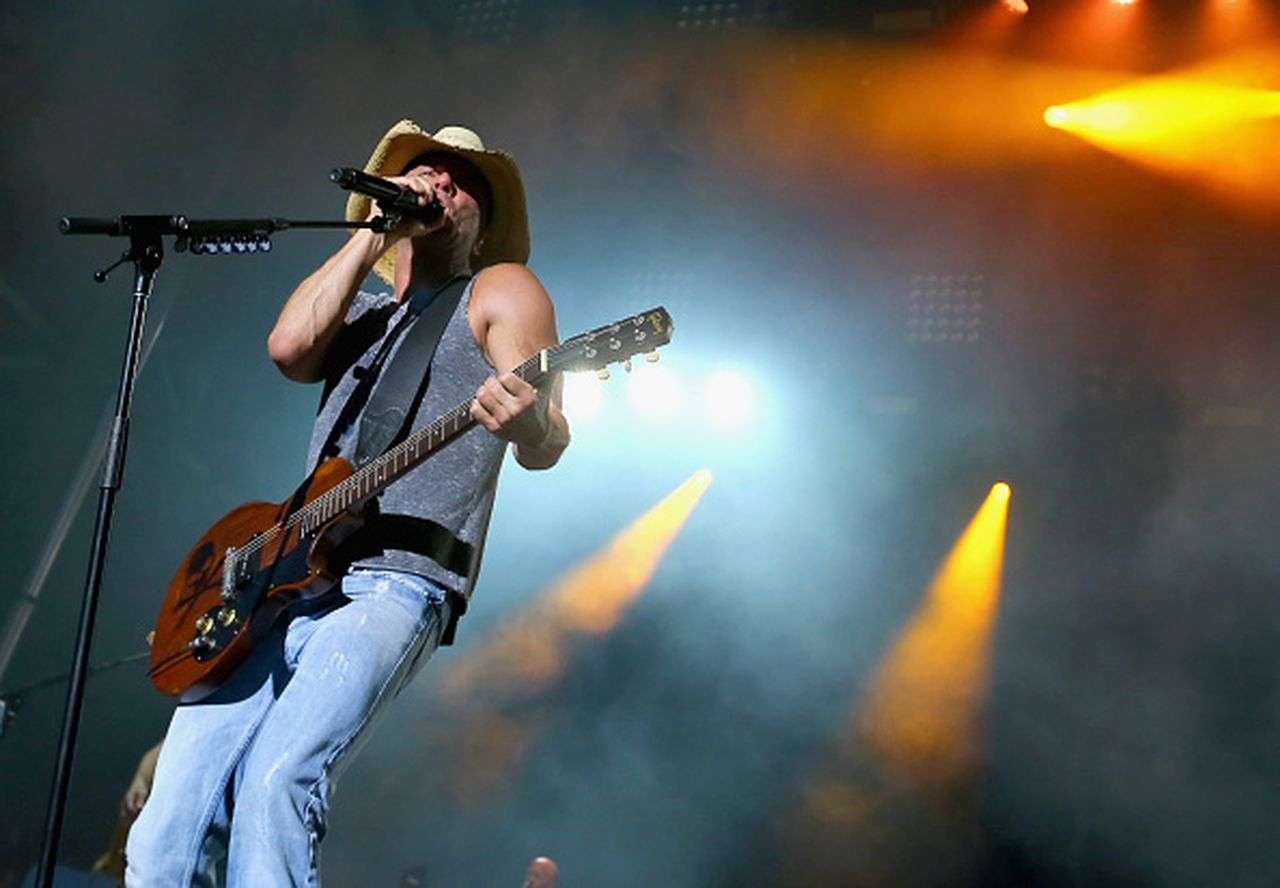 Kenny Chesney concert